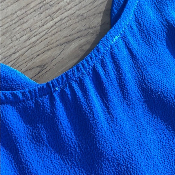 Lush blue scalloped tank top - Picture 9 of 9
